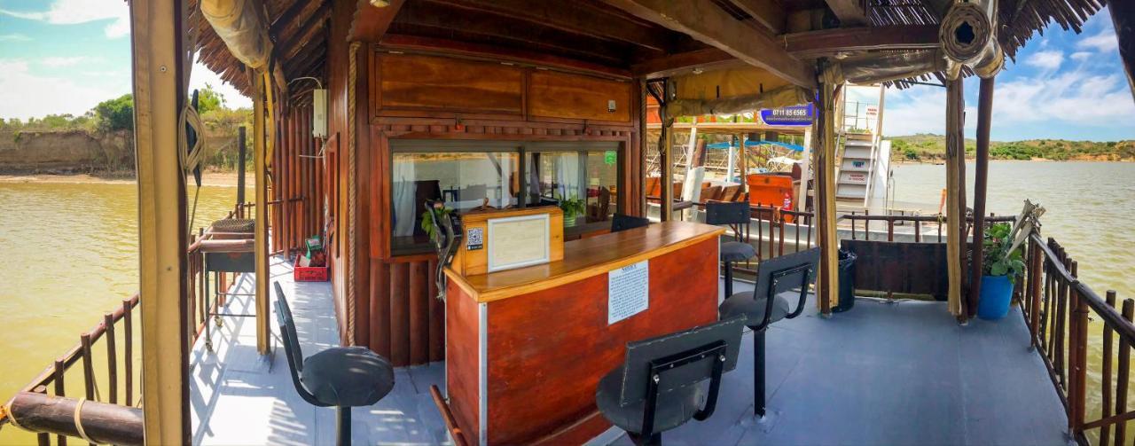 Addo Park House Boat - Maggie May Colchester Esterno foto